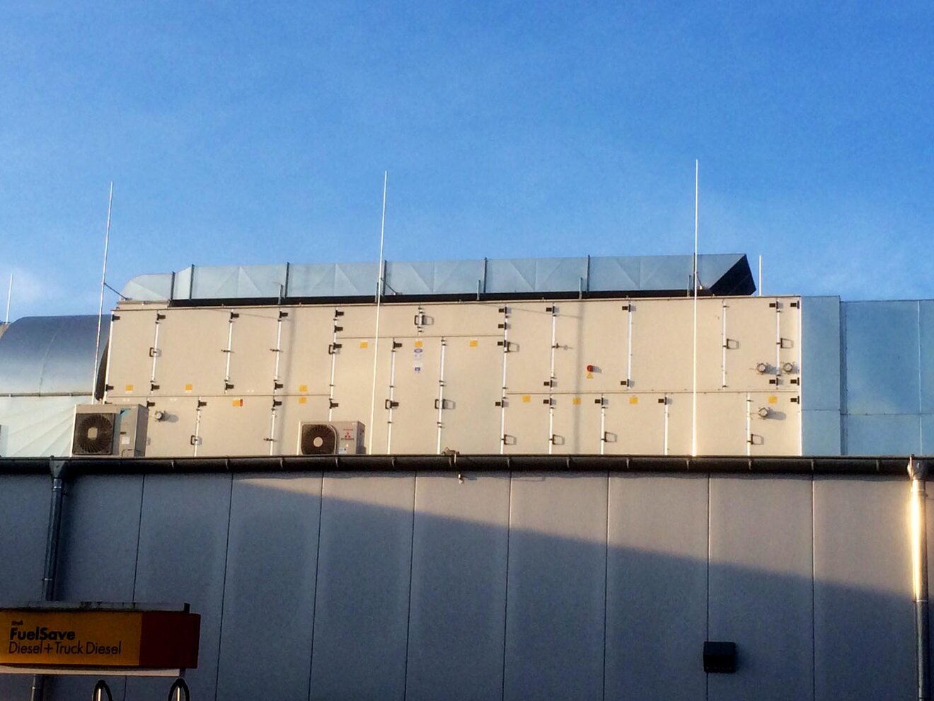 HANSA Klima Referenz Klimatisierung Autobahnraststätte Peppenhoven HANSA Klima Referenz Klimatisierung Autobahnraststätte Peppenhoven