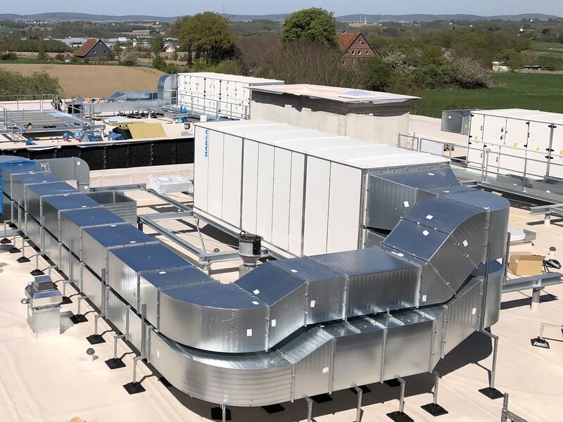 HANSA Klima Referenz Peter Lacke Blue Line Klimagerät Peter Lacke - Klima-, Kälte- oder Lüftungstechnik von HANSA Klima für Industrie & Gewerbe Blue Line